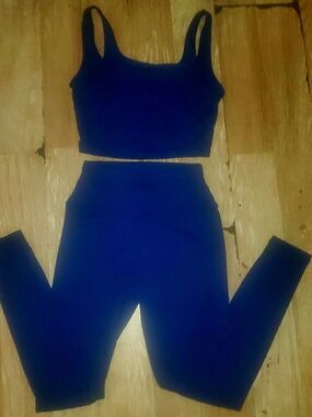 Women's Blue High-Waist Leggings and Sports Bra Set